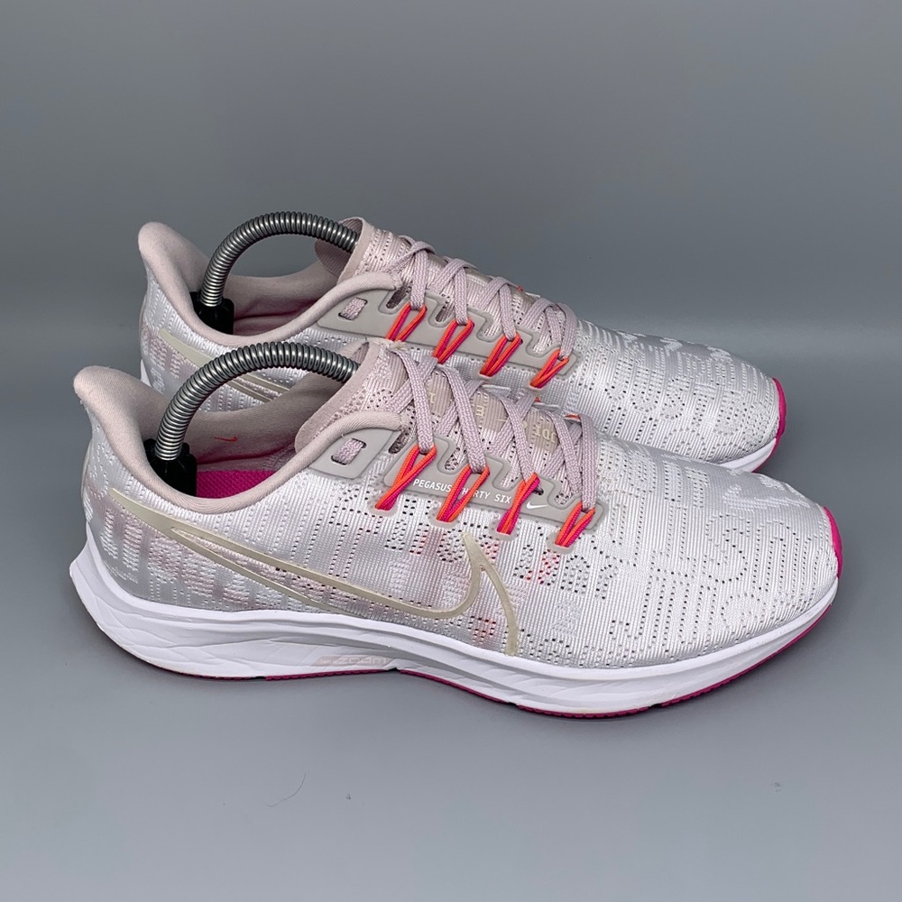 Nike Air Zoom Pegasus 40 Black Pink Running Shoes BQ5403-000 Women’s Sz 10